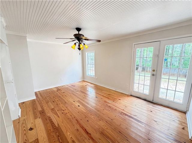 5073 Farm Valley Drive NE, Woodstock, GA 30188