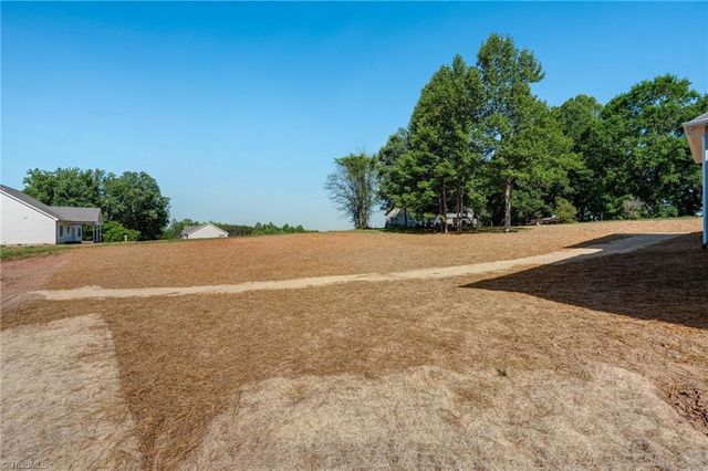 2214 Baker crossroad Road, Reidsville, NC 27320