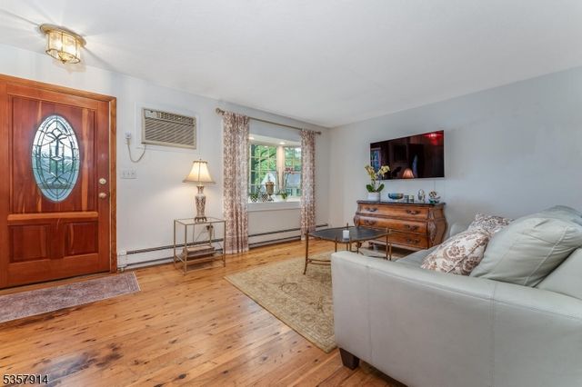 51 Nestro Rd, West Orange Twp., NJ 07052