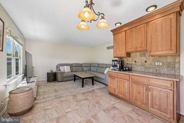128 LADDS LN, Westville, NJ 08093
