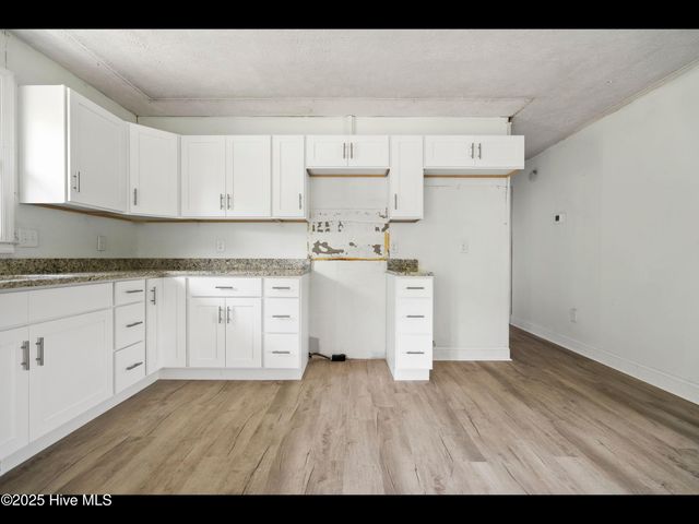 9348 Nc Highway 210, Rocky Point, NC 28457