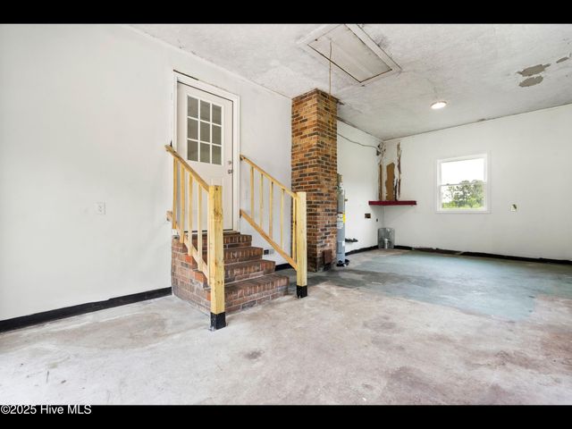 9348 Nc Highway 210, Rocky Point, NC 28457