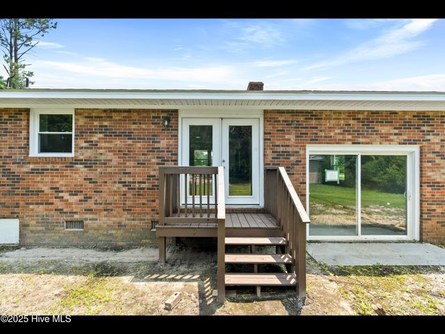 9348 Nc Highway 210, Rocky Point, NC 28457