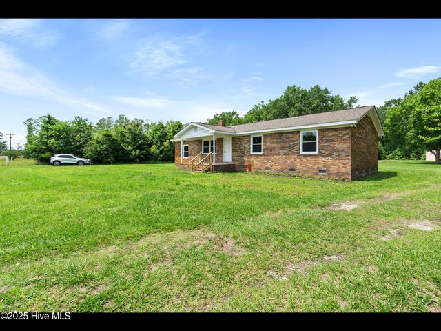 9348 Nc Highway 210, Rocky Point, NC 28457