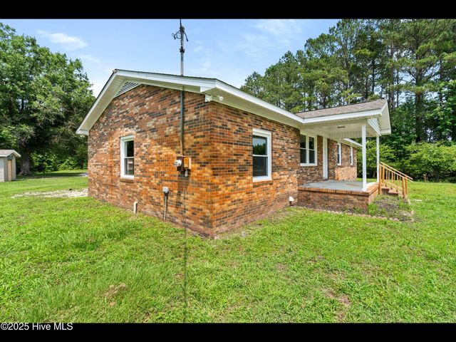 9348 Nc Highway 210, Rocky Point, NC 28457
