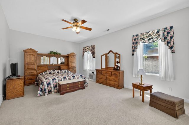 2330 Deauville Circle, Clovis, CA 93619
