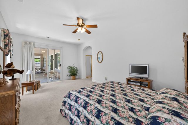 2330 Deauville Circle, Clovis, CA 93619