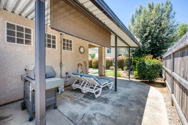 2330 Deauville Circle, Clovis, CA 93619