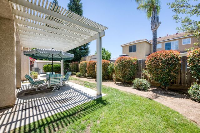 2330 Deauville Circle, Clovis, CA 93619