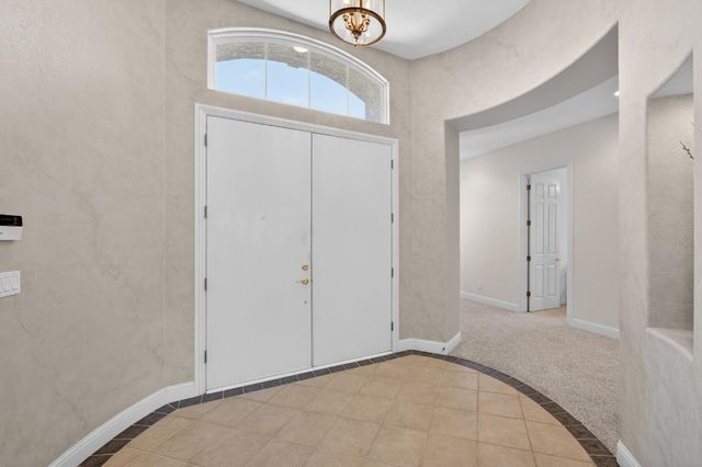 2330 Deauville Circle, Clovis, CA 93619