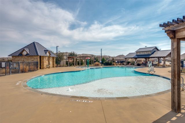 1525 Acmite Avenue, Cross Roads, TX 76227