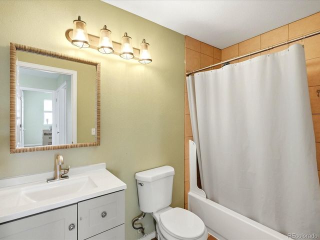 21972 E Crestline Place, Aurora, CO 80015