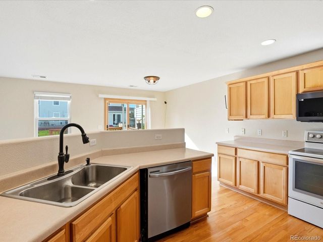 21972 E Crestline Place, Aurora, CO 80015
