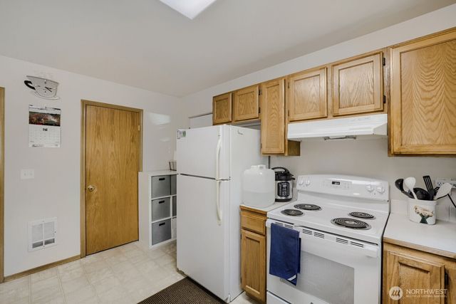 6101 McDougal Avenue, Everett, WA 98203