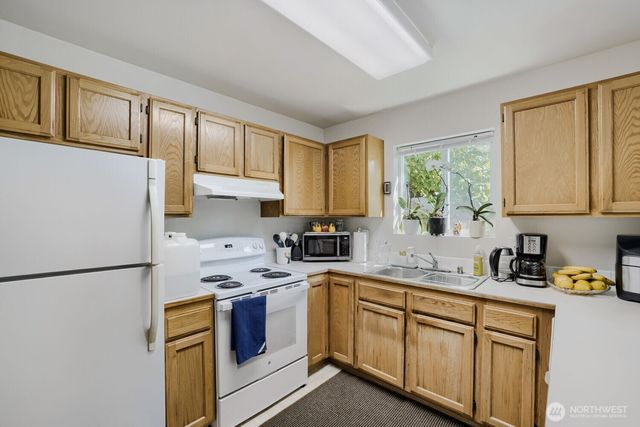 6101 McDougal Avenue, Everett, WA 98203