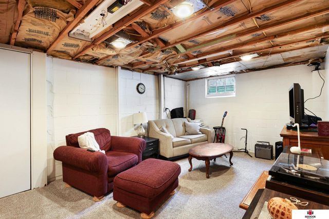 636 S 51 Street, Lincoln, NE 68510