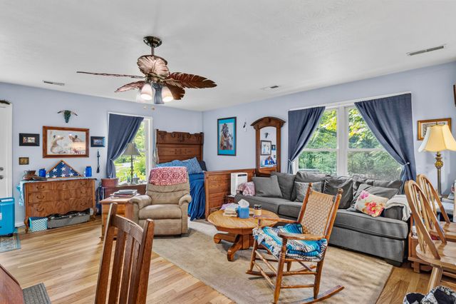 365 Johnny Morton Hollow Road, Stanton, KY 40380