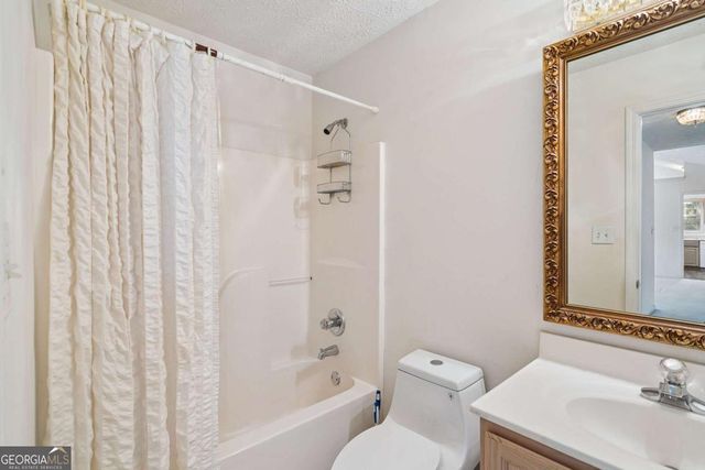 2765 Avalon Meadows Lane, Lawrenceville, GA 30044