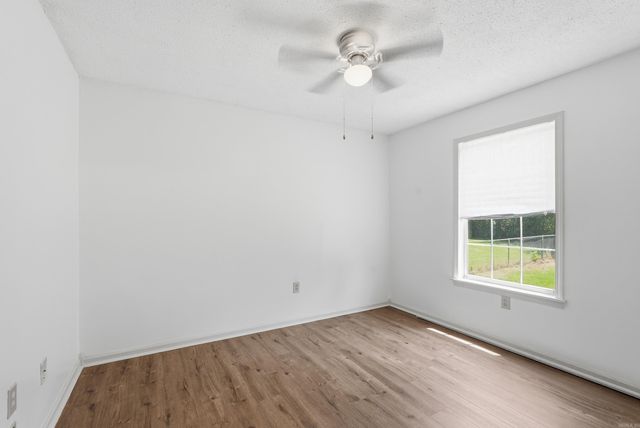 60 Azalea Loop, Conway, AR 72032