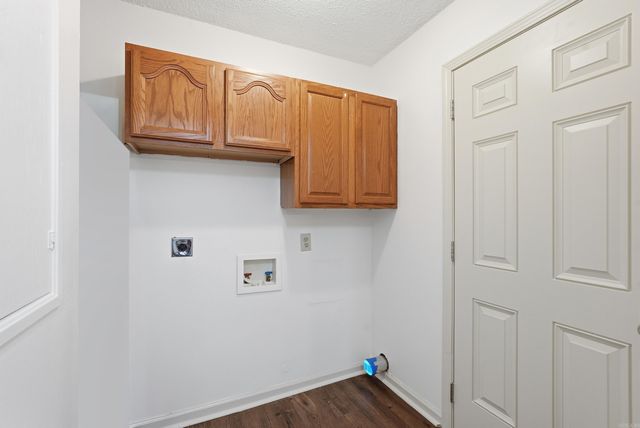 60 Azalea Loop, Conway, AR 72032