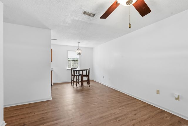 60 Azalea Loop, Conway, AR 72032