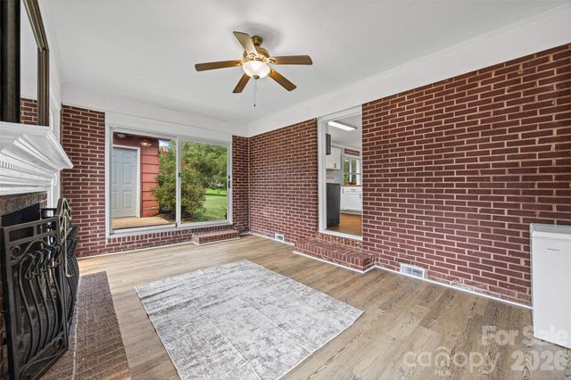 1411 Oakdale Road, Rock Hill, SC 29730