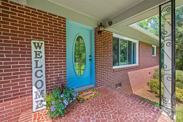 1411 Oakdale Road, Rock Hill, SC 29730
