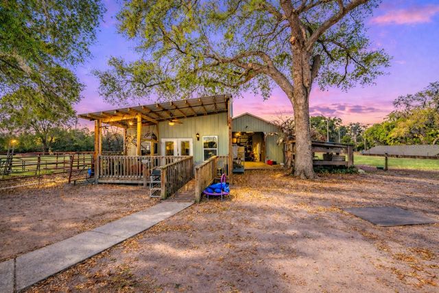 2125 LANIER ROAD, Plant City, FL 33565