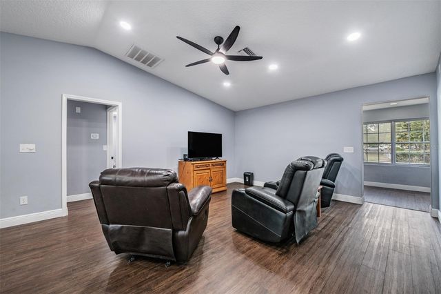 2125 LANIER ROAD, Plant City, FL 33565