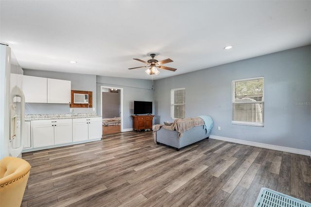 2125 LANIER ROAD, Plant City, FL 33565