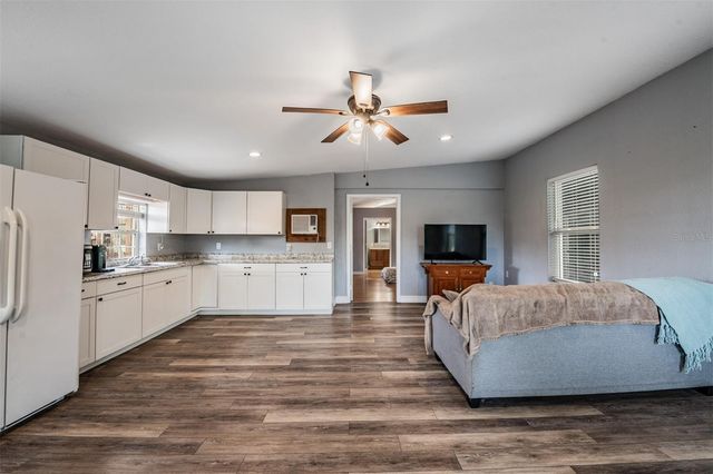 2125 LANIER ROAD, Plant City, FL 33565