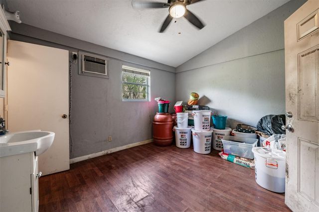 2125 LANIER ROAD, Plant City, FL 33565