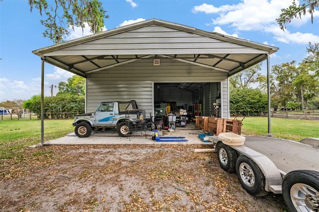 2125 LANIER ROAD, Plant City, FL 33565