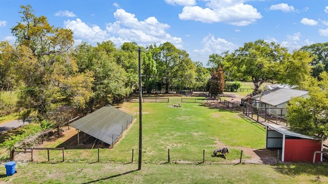 2125 LANIER ROAD, Plant City, FL 33565