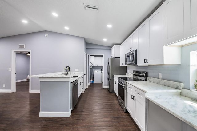 2125 LANIER ROAD, Plant City, FL 33565