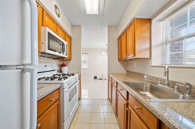 195 Beach 60th Street, Arverne, NY 11692