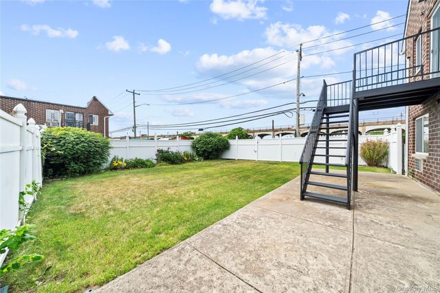 195 Beach 60th Street, Arverne, NY 11692