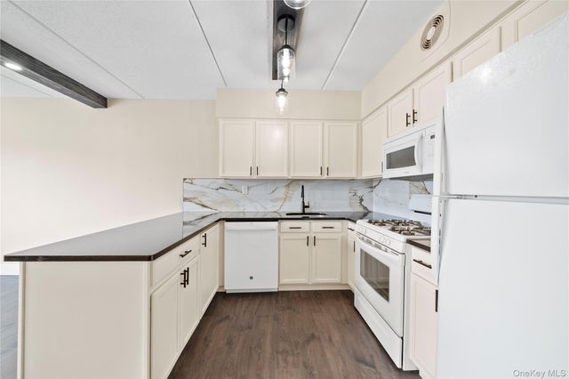 195 Beach 60th Street, Arverne, NY 11692