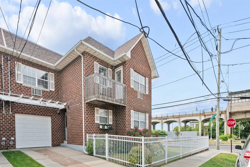 195 Beach 60th Street, Arverne, NY 11692