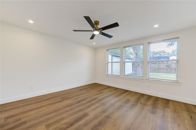 6923 Keller Street, Houston, TX 77087