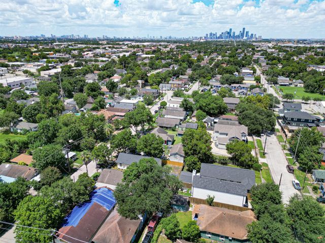 6923 Keller Street, Houston, TX 77087