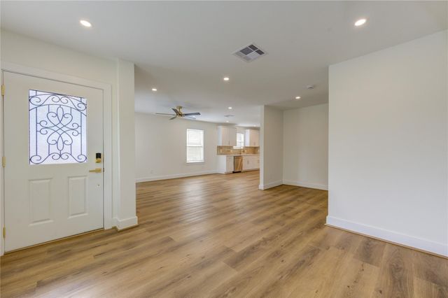6923 Keller Street, Houston, TX 77087