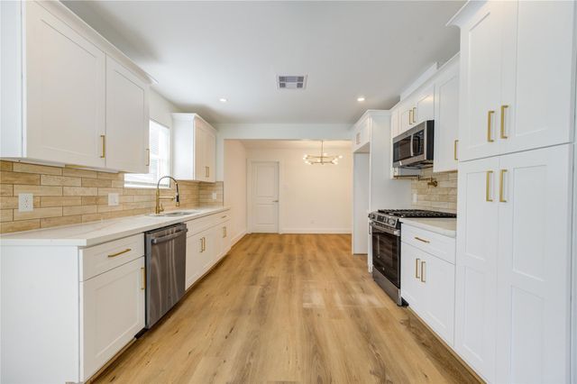6923 Keller Street, Houston, TX 77087