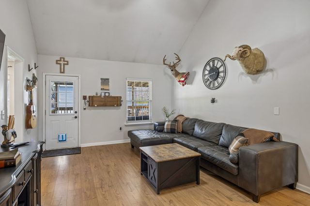 1179 Abernathy Rd, Ashland City, TN 37015