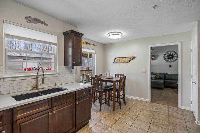 1179 Abernathy Rd, Ashland City, TN 37015