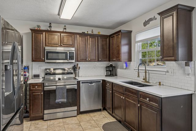 1179 Abernathy Rd, Ashland City, TN 37015