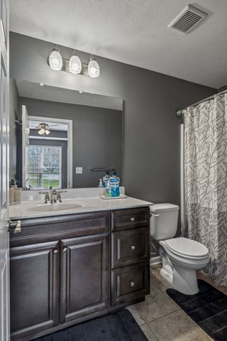 1179 Abernathy Rd, Ashland City, TN 37015