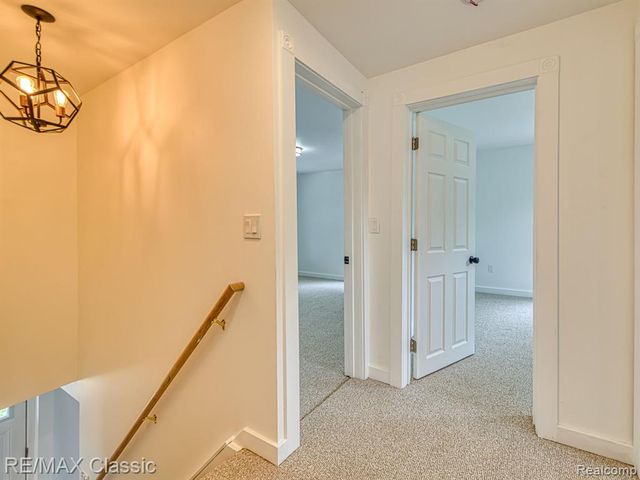 9509 Main Street, Whitmore Lake, MI 48189