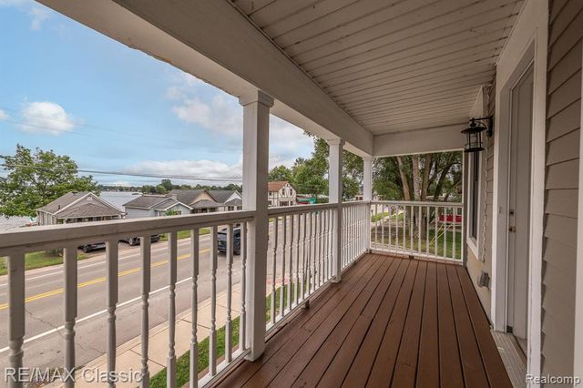 9509 Main Street, Whitmore Lake, MI 48189