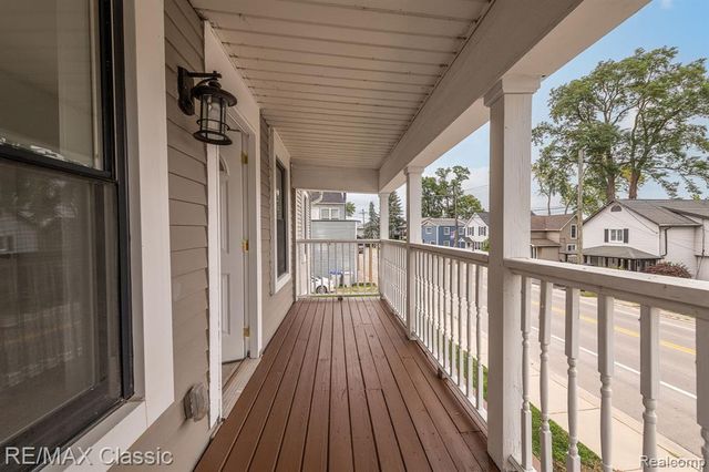 9509 Main Street, Whitmore Lake, MI 48189